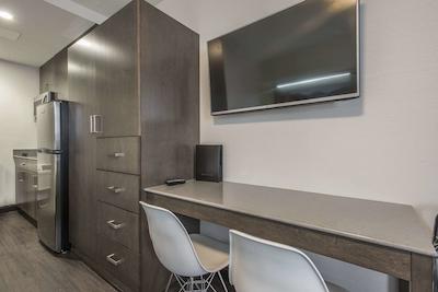 اکنو لج اسود