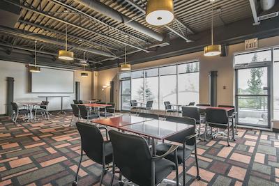 اکنو لج اسود