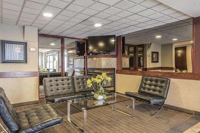 اکنو لج اسود