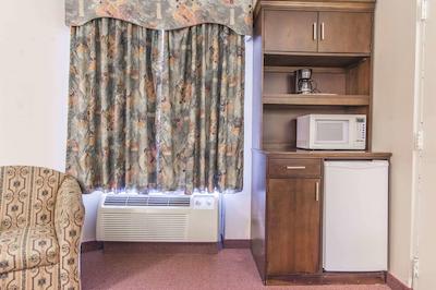 اکنو لج اُریلیا