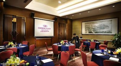 کراون پلازا سان پالاس