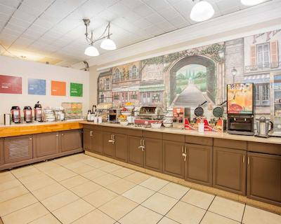 کمفرت این ترنتو آیرپرت