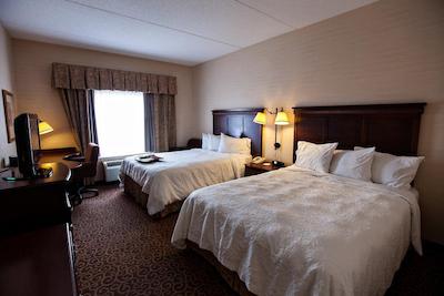 هامپتون این ناپانی-اُنتاریو کانادا