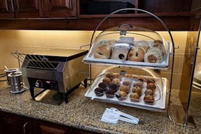 هامپتون این ناپانی-اُنتاریو کانادا