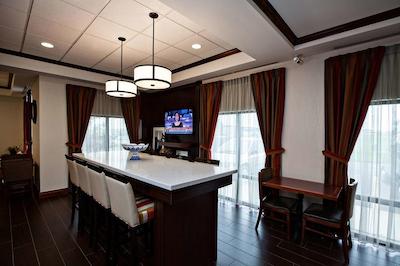 هامپتون این ناپانی-اُنتاریو کانادا