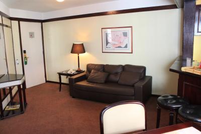 فرتون رسیدنس اند اکسکوتیو سرویس