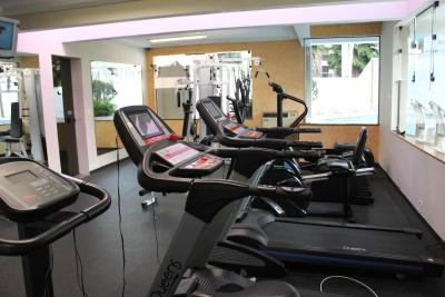 فرتون رسیدنس اند اکسکوتیو سرویس