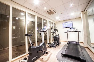 دیکر اند دیجز فنیس