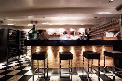 دیکر اند دیجز فنیس