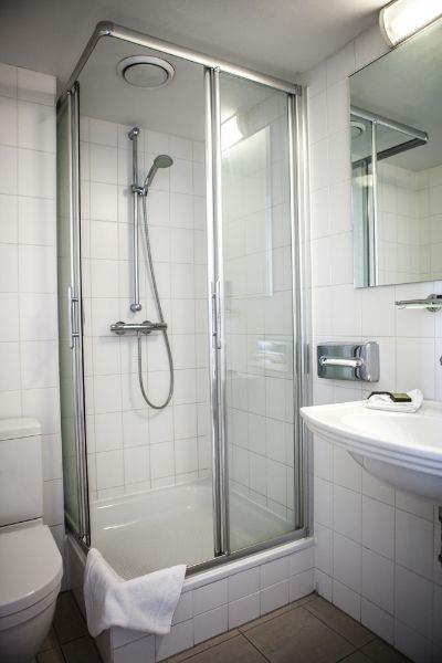 دیکر اند دیجز فنیس