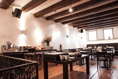 دیکر اند دیجز فنیس