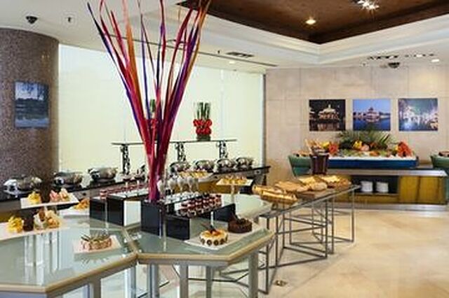 هالیدی این چانگان وست