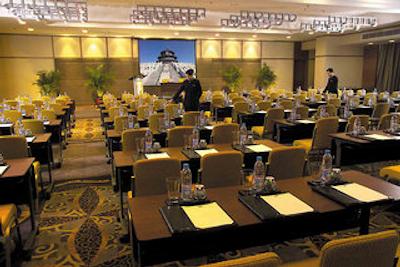 هالیدی این تمپل آو هیون