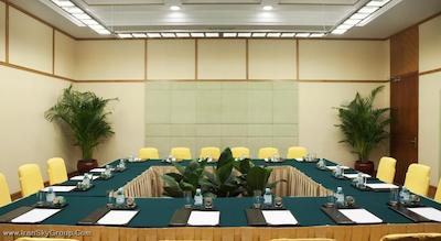 هالیدی این تمپل آو هیون