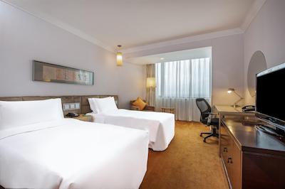 هالیدی این تمپل آو هیون