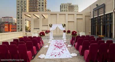 هالیدی این تمپل آو هیون