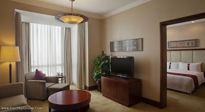 هالیدی این تمپل آو هیون