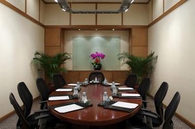 هالیدی این تمپل آو هیون