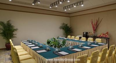 هالیدی این تمپل آو هیون