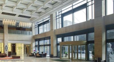 هالیدی این تمپل آو هیون