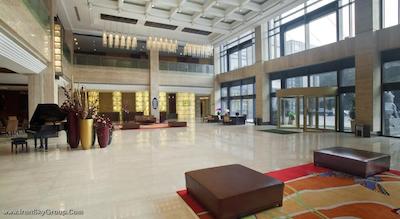 هالیدی این تمپل آو هیون