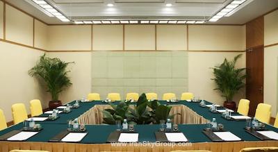 هالیدی این تمپل آو هیون