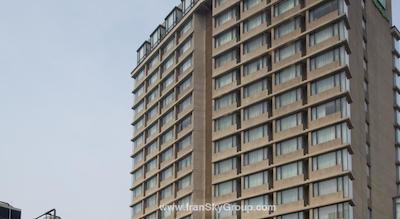 هالیدی این تمپل آو هیون