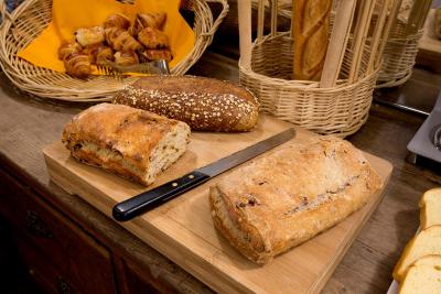 هتل رمند 4 تولوس