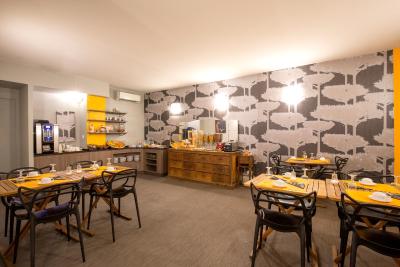 هتل رمند 4 تولوس