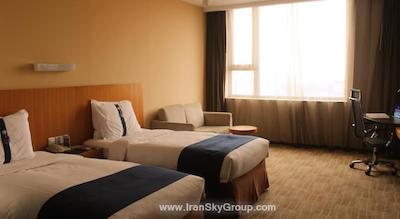 هالیدی این اکسپرس مینزویوان