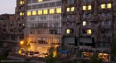 هالیدی این اکسپرس مینزویوان