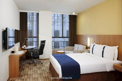 هالیدی این اکسپرس مینزویوان