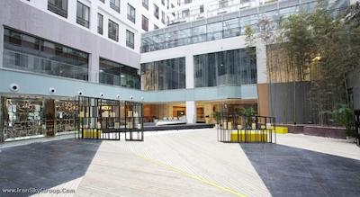 هالیدی این اکسپرس مینزویوان