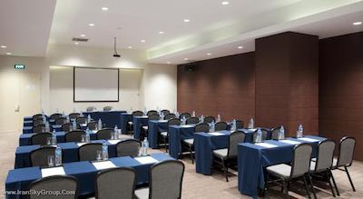 هالیدی این اکسپرس مینزویوان