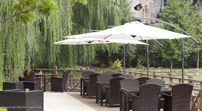 هالیدی این اکسپرس مینزویوان