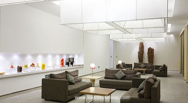 هالیدی این اکسپرس مینزویوان