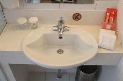 هالیدی این اکسپرس مینزویوان