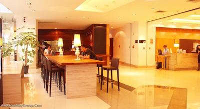 هالیدی این اکسپرس مینزویوان