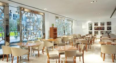 هالیدی این اکسپرس مینزویوان