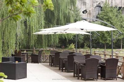 هالیدی این اکسپرس مینزویوان