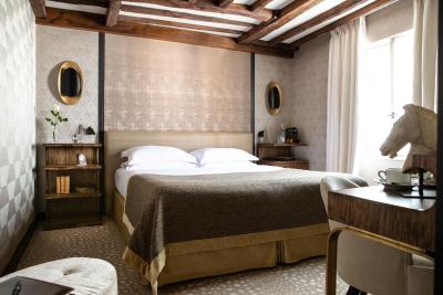 هتل اسپریت ساینت جرمین