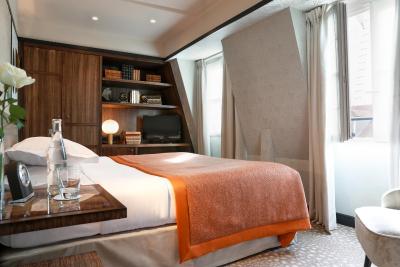 هتل اسپریت ساینت جرمین