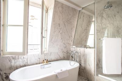 هتل اسپریت ساینت جرمین