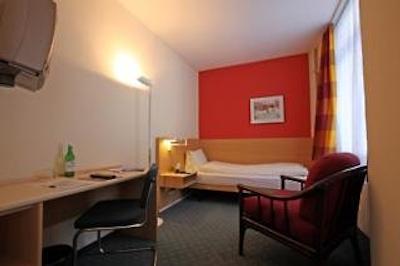 اسویز کوالیتی اسپلاناد