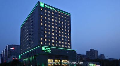 هالیدی این بیجینگ دشنگمن