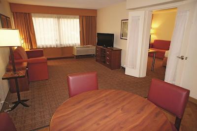 لا کوینتا این اند سویتز ویرجینیا بیچ