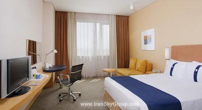 هالیدی این اکسپرس شانگدی