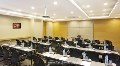 هالیدی این اکسپرس شانگدی