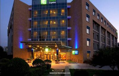 هالیدی این اکسپرس شانگدی