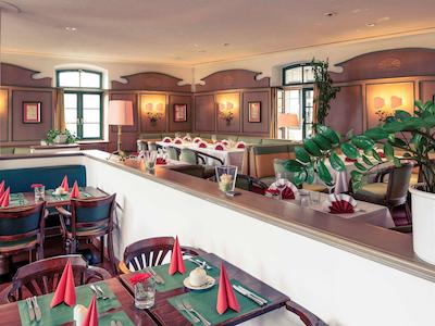 مرکور هتل مونچن آیرپرت فریسینگ